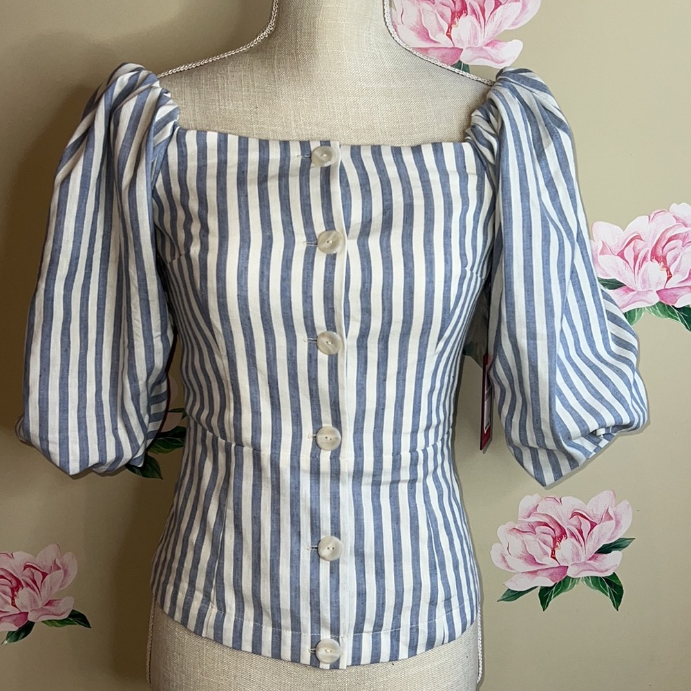 Vince Camuto Blouse with Puff Sleeves.  Y-27